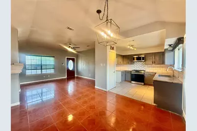 305 Maple Lane, Elgin, TX 78621 - Photo 2