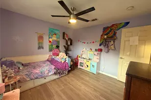 305 Maple Ln, Elgin, TX 78621 - Photo 6