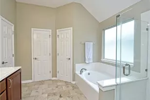 13509 Campesina Dr, Austin, TX 78727 - Photo 18