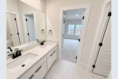 204 Medallion Street, Liberty Hill, TX 78642 - Photo 20