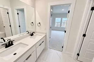 204 Medallion St, Liberty Hill, TX 78642 - Photo 20