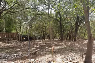 5405 Hudson St, Austin, TX 78721 - Photo 4