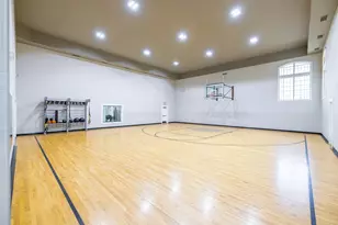 12215 Hunters Chase Dr, Austin, TX 78729 - Photo 26