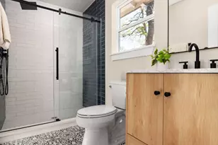 8121 Greenslope Dr, Austin, TX 78759 - Photo 12