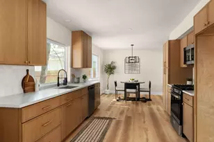 8121 Greenslope Dr, Austin, TX 78759 - Photo 8