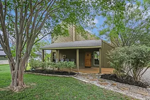 424 Bedford Dr, Spicewood, TX 78669 - Photo 1