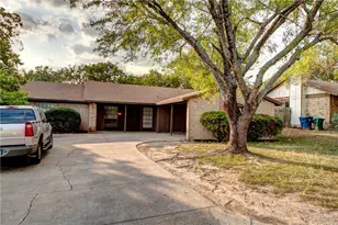 9410 Quail Meadow Dr, Austin, TX 78758 - Photo 2