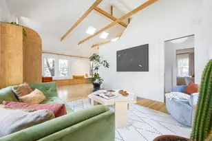 810 Keasbey St, Austin, TX 78751 - Photo 10