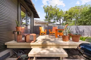 810 Keasbey St, Austin, TX 78751 - Photo 32