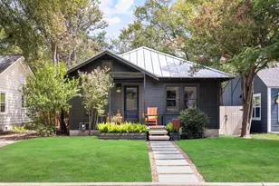 810 Keasbey St, Austin, TX 78751 - Photo 2