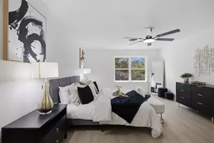 6904 Langston Dr, Austin, TX 78723 - Photo 10