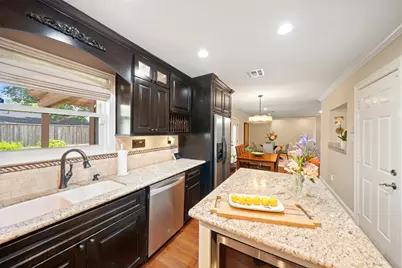 2523 Droxford Drive, Houston, TX 77008 - Photo 18