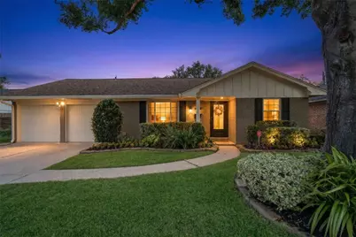 2523 Droxford Drive, Houston, TX 77008 - Photo 1