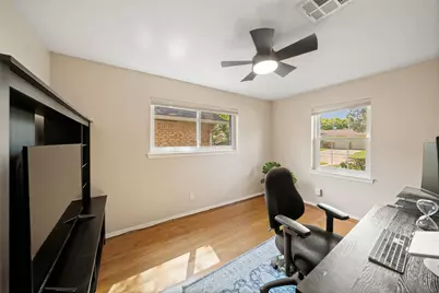 2523 Droxford Drive, Houston, TX 77008 - Photo 22