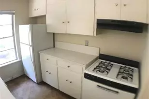 917 Keith Ln, Austin, TX 78705 - Photo 6