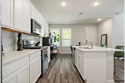 8013 Lennon Drive, Austin, TX 78744 - Photo 24
