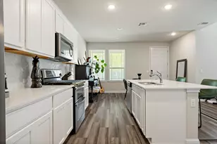 8013 Lennon Dr, Austin, TX 78744 - Photo 24