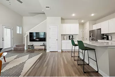8013 Lennon Drive, Austin, TX 78744 - Photo 6