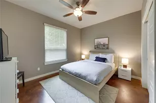 2204 E 13th St, Austin, TX 78702 - Photo 16