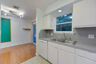 1701 Jennie Ave, Austin, TX 78703 - Photo 6