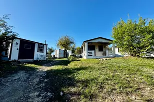 802 Bell Springs Rd, Dripping Springs, TX 78620 - Photo 4