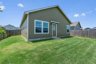 393 Gabbro Gdns, San Marcos, TX 78656 - Photo 26