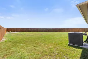 251 Solitude Dr, San Marcos, TX 78666 - Photo 36