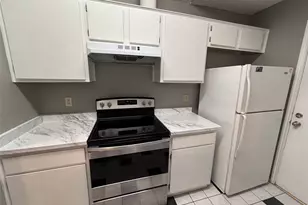10005 Parliament House Rd, Austin, TX 78729 - Photo 10