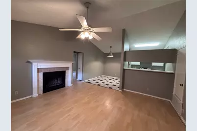 10005 Parliament House Road #A, Austin, TX 78729 - Photo 6
