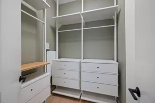 800 Embassy Dr, Austin, TX 78702 - Photo 12