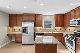 8513 Wood Stork Dr, Austin, TX 78729 - Photo 12