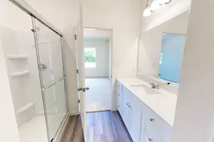 329 Enforcer Loop, Jarrell, TX 76537 - Photo 6