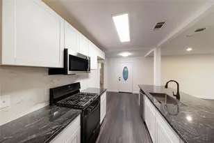 5535 Pine Pl, Austin, TX 78744 - Photo 8