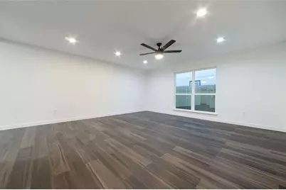 5535 Pine Place, Austin, TX 78744 - Photo 4