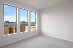 148 Blackborrow Dr, Kyle, TX 78640 - Photo 4