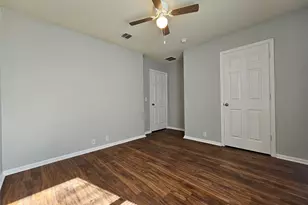 580 Hometown Pkwy, Kyle, TX 78640 - Photo 28