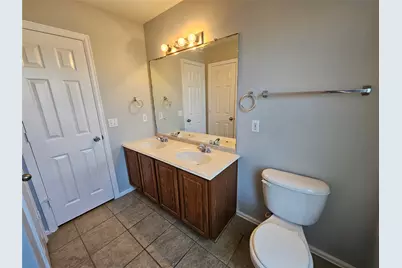 580 Hometown Parkway, Kyle, TX 78640 - Photo 32