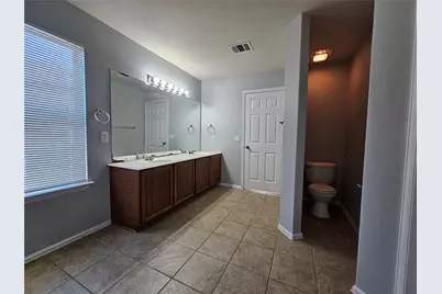 580 Hometown Parkway, Kyle, TX 78640 - Photo 24