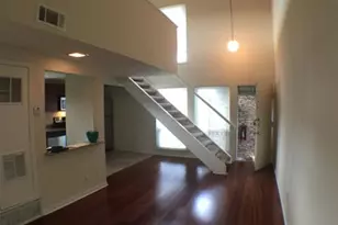 2800 Cole St, Austin, TX 78705 - Photo 2