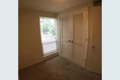 2800 Cole Street #C207, Austin, TX 78705 - Photo 6