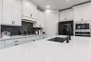 6025 Kelly Kyle Ave, Georgetown, TX 78628 - Photo 8
