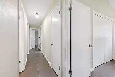 9907 Oak Hollow Drive, Austin, TX 78758 - Photo 20