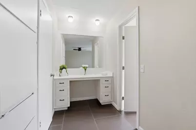 9907 Oak Hollow Drive, Austin, TX 78758 - Photo 22