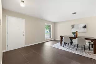 9907 Oak Hollow Dr, Austin, TX 78758 - Photo 6
