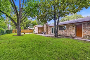 9907 Oak Hollow Dr, Austin, TX 78758 - Photo 34