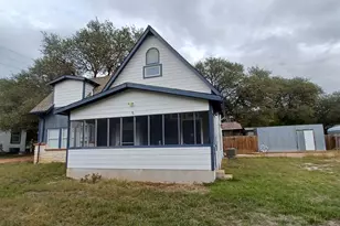 17308 E Darleen Dr, Leander, TX 78641 - Photo 2