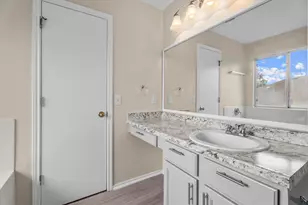 172 Discovery, Kyle, TX 78640 - Photo 8