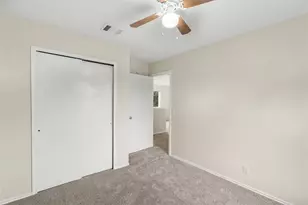 172 Discovery, Kyle, TX 78640 - Photo 18
