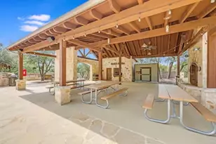 19613 Serenity Ln, Lago Vista, TX 78645 - Photo 32