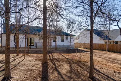 165 Nuuanu Lane, Bastrop, TX 78602 - Photo 8